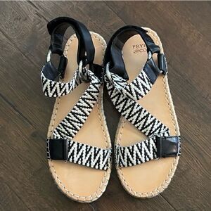 FRYE & Co Black & White Espadrille Sandals – Size 8 – Worn Once